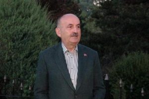 M&uuml;ezzinoğlu kamu iş&ccedil;ilerine m&uuml;jdeyi Bursa'da verdi!