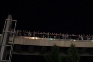 Tarkan konserini "beleş tepe"den izlediler