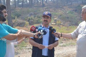 İzmir'de 500 hektarın &uuml;zerinde alan zarar g&ouml;rd&uuml;