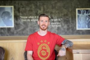 Serdar Aziz: "Galatasaray bir d&uuml;nya markası"