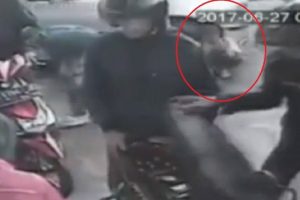 &Ccedil;ocuğu b&ouml;yle ezdi