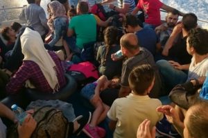 Yunanistan'a ge&ccedil;meye &ccedil;alışırken yakalandılar