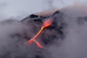 Meksika'da Popocetepetl Yanardağı patladı