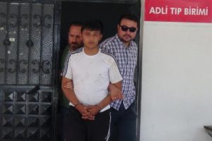Babasını &ouml;ld&uuml;ren gence 24 yıl, 'vur' diyen anneye &ouml;m&uuml;r boyu!