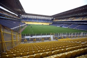Fenerbah&ccedil;e'de kombine satışları y&uuml;zleri g&uuml;ld&uuml;rd&uuml;