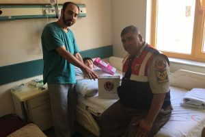 Bursa'da jandarmanın m&uuml;dahalesi 8 yaşındaki &ccedil;ocuğun hayatını kurtardı