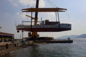 Atat&uuml;rk'&uuml;n gezi teknesi M/G Acar &Ccedil;anakkale'de