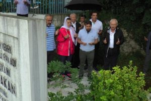 Kılı&ccedil;daroğlu'ndan ilk kadın belediye başkanının mezarına ziyaret