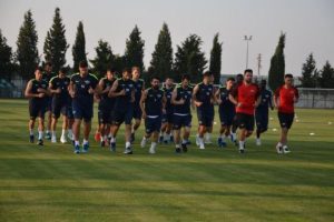 Akhisar Belediyespor'da Vaz Te krizi