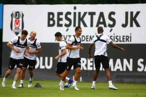 Beşiktaş hazırlıklarını s&uuml;rd&uuml;r&uuml;yor