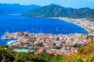 Marmaris'te &ccedil;ok sayıda işletme kapatılıyor: Kameraya yakalandılar!