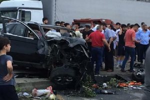 Trabzon'da korkun&ccedil; kaza: 3 &ouml;l&uuml;, 8 yaralı