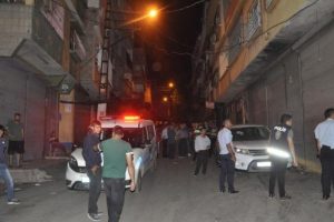 T&uuml;rk ve Suriyeli ailelerin kavgası: 3 yaralı