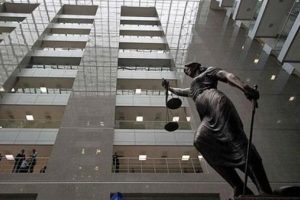 Adliyede bankamatik skandalı!