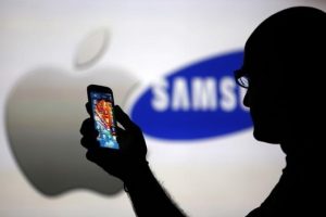 Samsung bir kulvarda daha Apple'a rakip oluyor