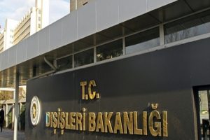 2 kişiyi &ouml;ld&uuml;ren Ermenistan'a sert tepki