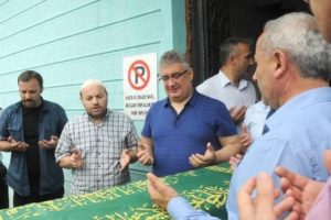 Aksaray Valisi Pekmez'in acı g&uuml;n&uuml;! Bursa'ya hareket etti