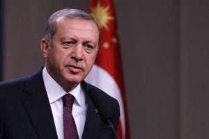 Erdoğan'dan darbeciler tarafından vurulan Aslan'a ziyaret