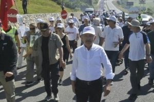 Kılı&ccedil;daroğlu'nun İstanbul'a girişi engellenirse ne yapacağı belli oldu
