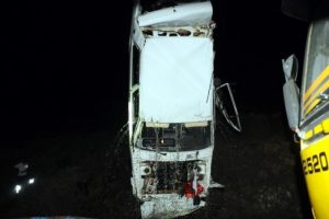 Otomobilin u&ccedil;tuğu sulama kanalında 1 kişi kayıp