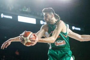 Furkan Korkmaz ilk ma&ccedil;ına &ccedil;ıktı