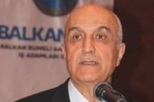 Denizde kalp krizi ge&ccedil;iren Prof. Batırel yaşamını yitirdi