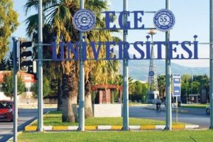 Ege &Uuml;niversitesi'nde şaşırtan duyuru: 'Devlet vakfına bağış yap, dersten ge&ccedil;'