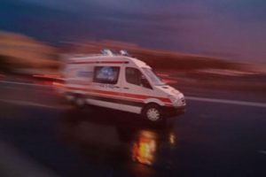 Yemek yedikten sonra rahatsızlaşan gen&ccedil;, &ouml;ld&uuml;