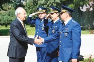 T&ouml;ren mangası komutanına uyarı cezası