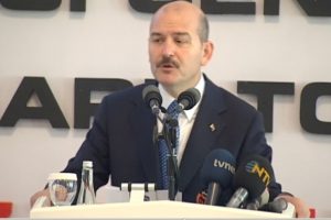 Bakan sınırdışı edilen Suriyeli sayısını a&ccedil;ıkladı