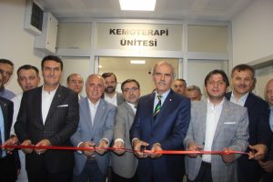 Bursa'da kanser hastaları tam otomatik cihazlarla tedavi