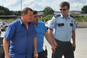 Birahanede dehşet sa&ccedil;an iş yeri sahibi tutuklandı