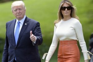 Melania Trump g&ouml;steriler nedeniyle otelinde mahsur kaldı