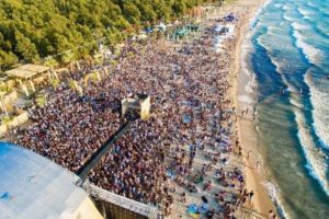 Gen&ccedil;lik festivaline uyuşturucu operasyonu