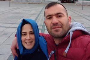 Karısının boğazını keserek &ouml;ld&uuml;ren cani koca intihar girişiminde bulundu