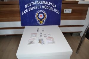 Bursa'da uyuşturucu operasyonu: 2 g&ouml;zaltı