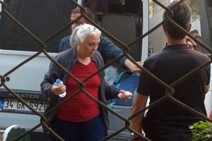 Adalarda g&ouml;zaltına alınanlar ter&ouml;rle m&uuml;cadeleye sevk edildi