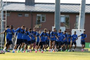 Trabzonspor g&uuml;n&uuml; 3 idman yaparak tamamladı