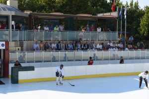 Bursa K&uuml;lt&uuml;rpark'ta 'buz pateni' d&ouml;nemi