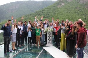 T&uuml;rkiye'nin en y&uuml;ksek cam seyir terasında nikah kıydılar