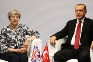 Erdoğan Theresa May ile g&ouml;r&uuml;şt&uuml;