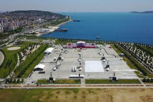 Maltepe mitingi i&ccedil;in d&uuml;nyanın en b&uuml;y&uuml;k dilek&ccedil;esi hazırlanıyor