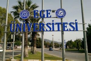 &Uuml;niversiteyi karıştıran duyuru: Profes&ouml;r g&ouml;revden alındı