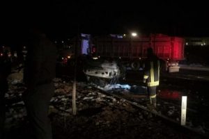 İki ara&ccedil; &ccedil;arpıştı, feci şekilde can verdiler!