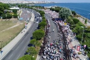 Kılı&ccedil;daroğlu'nun tek kişilik y&uuml;r&uuml;y&uuml;ş&uuml; havadan g&ouml;r&uuml;nt&uuml;lendi