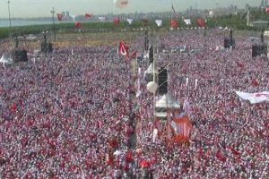 Adalet Y&uuml;r&uuml;y&uuml;ş&uuml; sona erdi, Kılı&ccedil;daroğlu k&uuml;rs&uuml;den seslendi!