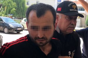 Katil, Suriyeli aileye evi taşırken yardım etmiş