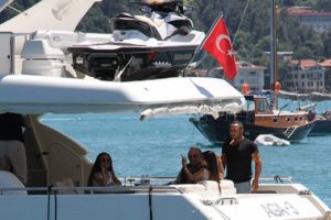 H&uuml;seyin Ağaoğlu'nun Boğaz ka&ccedil;amağı