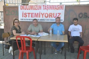 Bursa'da okullarının kapanmasına velilerden tepki