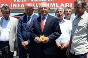Kılı&ccedil;daroğlu, cezaevindeki Enis Berberoğlu'nu ziyaret etti